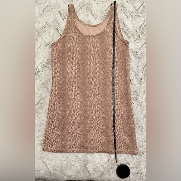 A New Day Snakeskin Print Tank Top - Picture 3 of 7